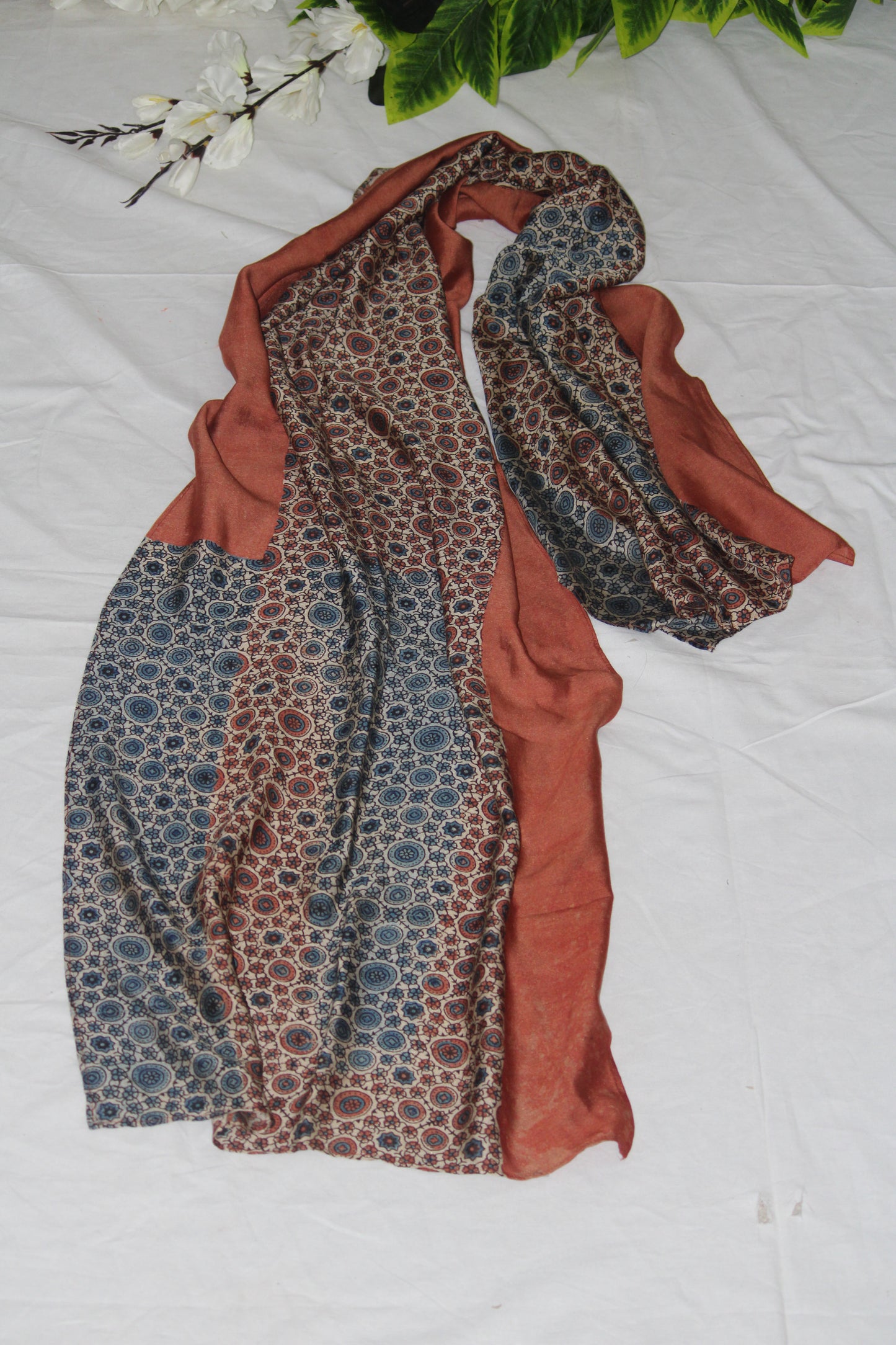 Contemporary stole.